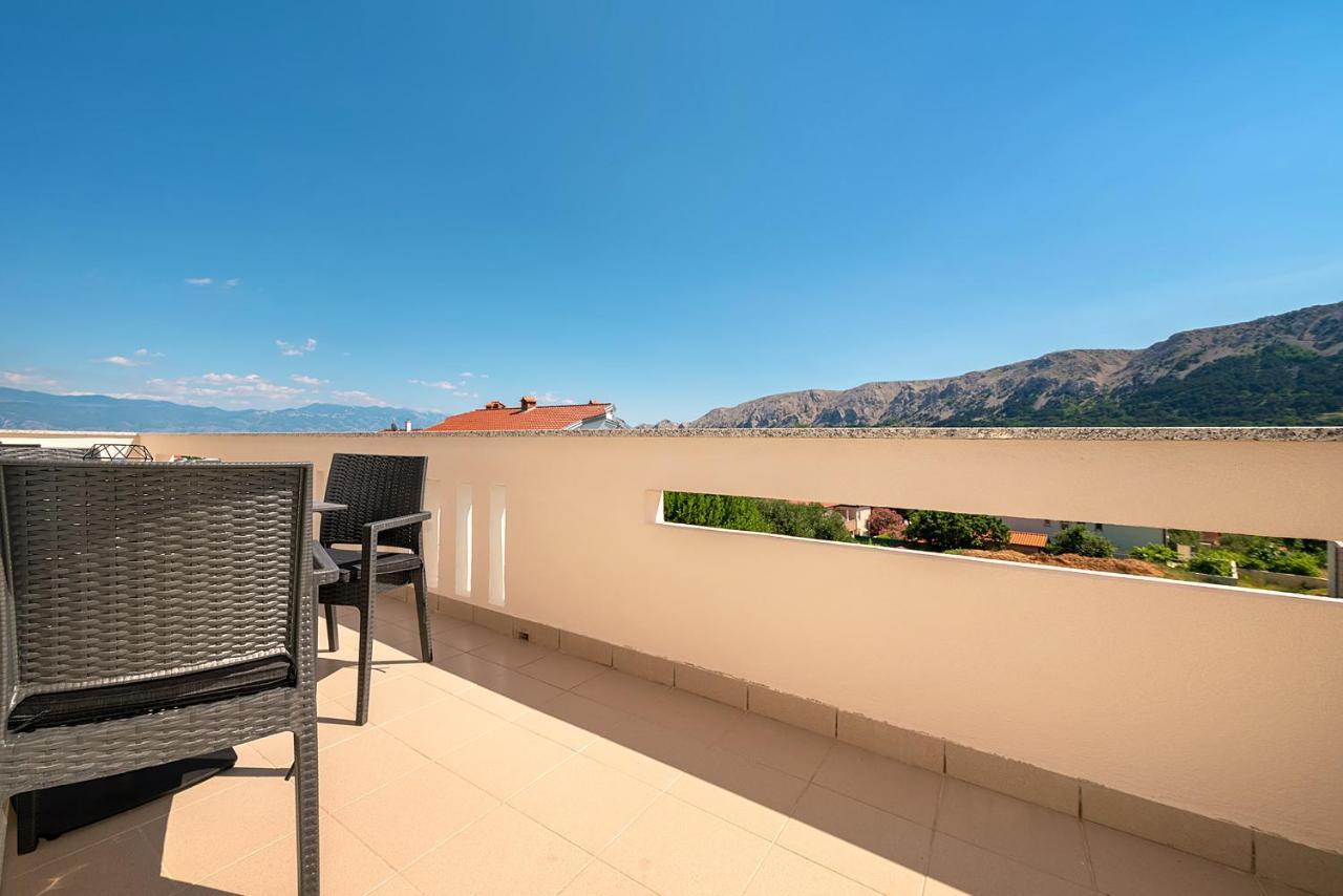 Apartments Gerta With Terrace Baška Esterno foto