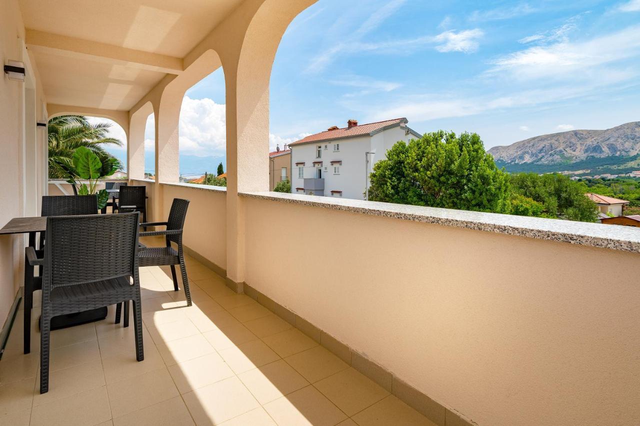 Apartments Gerta With Terrace Baška Esterno foto